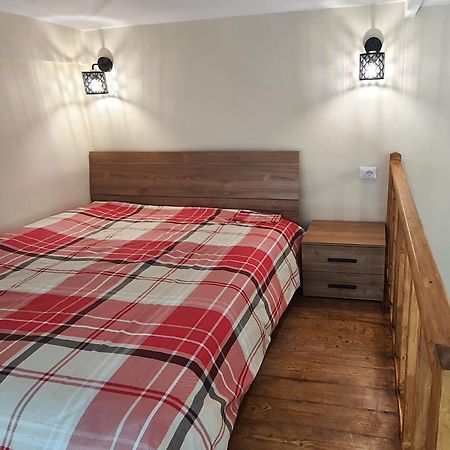 Viktoria Apartment Бари Экстерьер фото