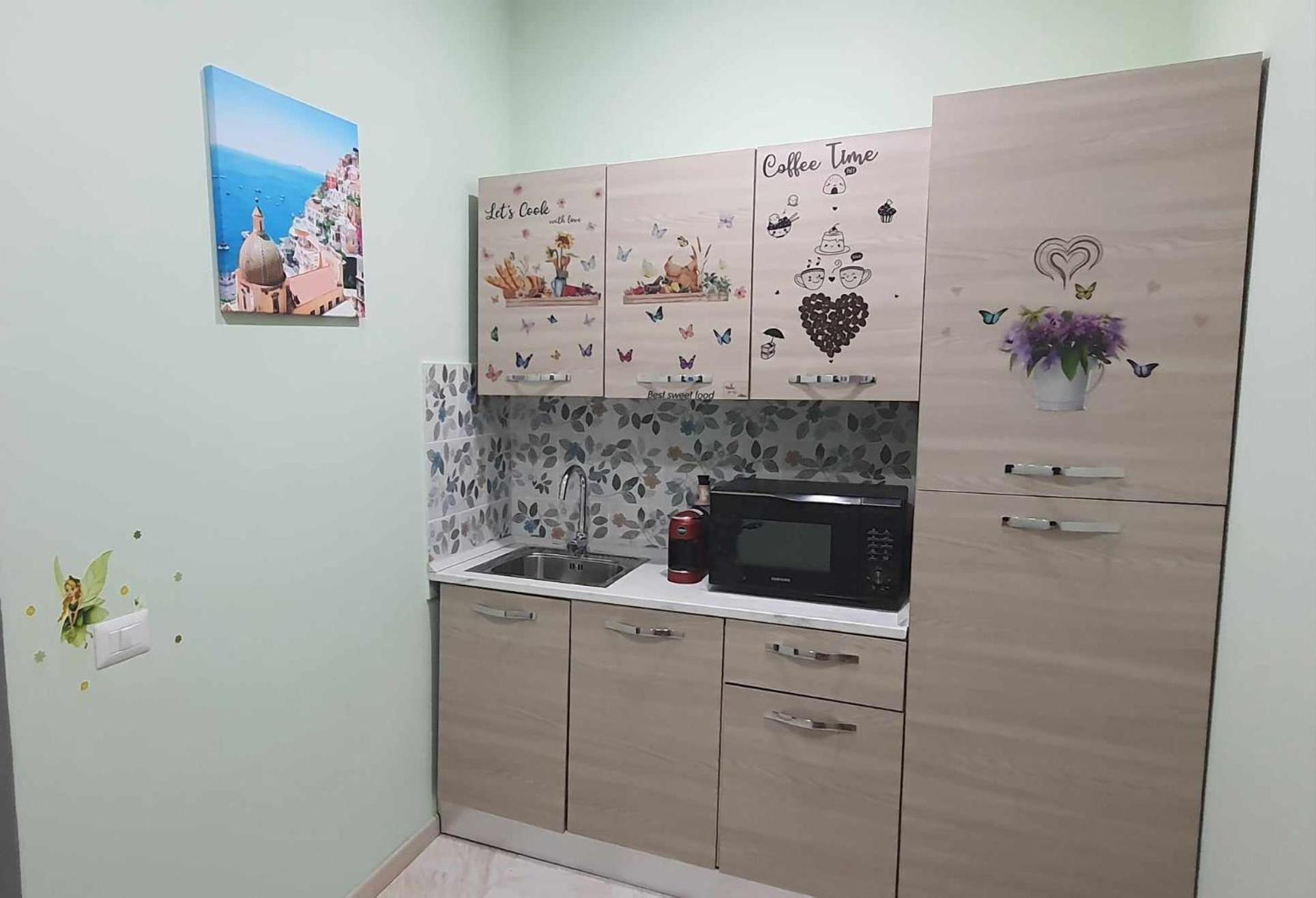 Viktoria Apartment Бари Экстерьер фото