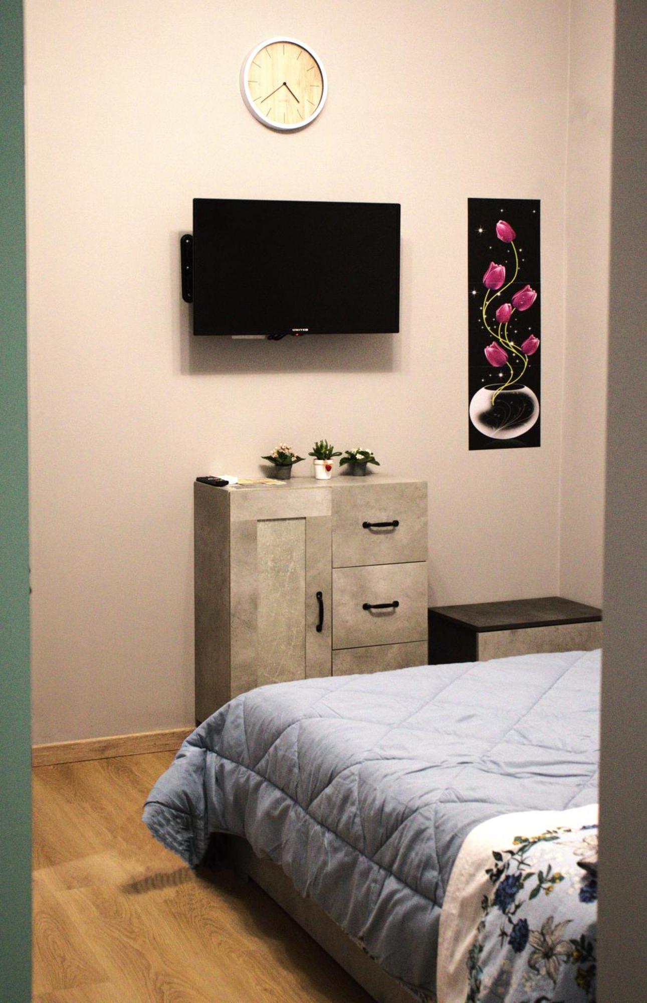 Viktoria Apartment Бари Экстерьер фото